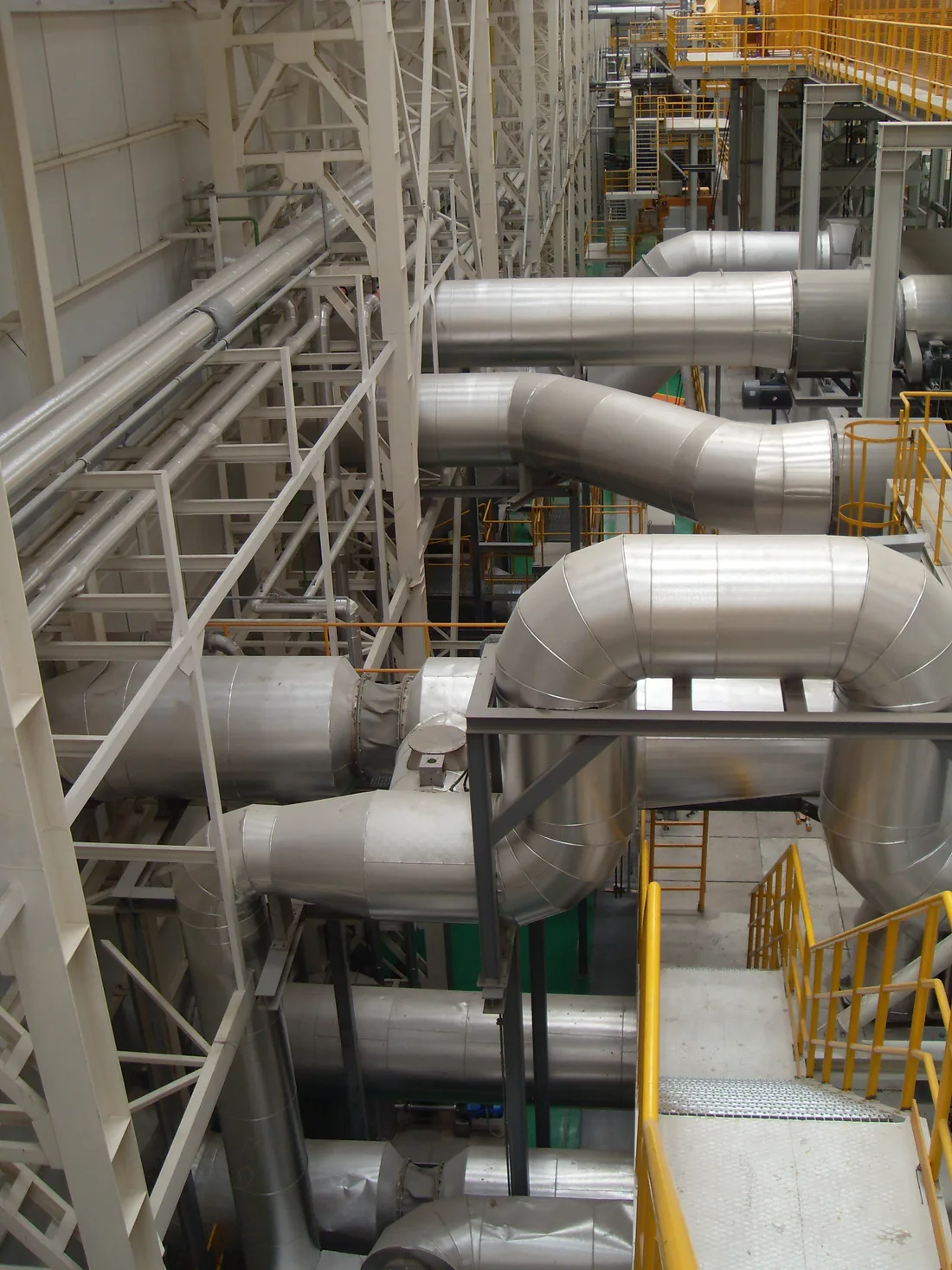 Paint shop furnace insulation and cladding