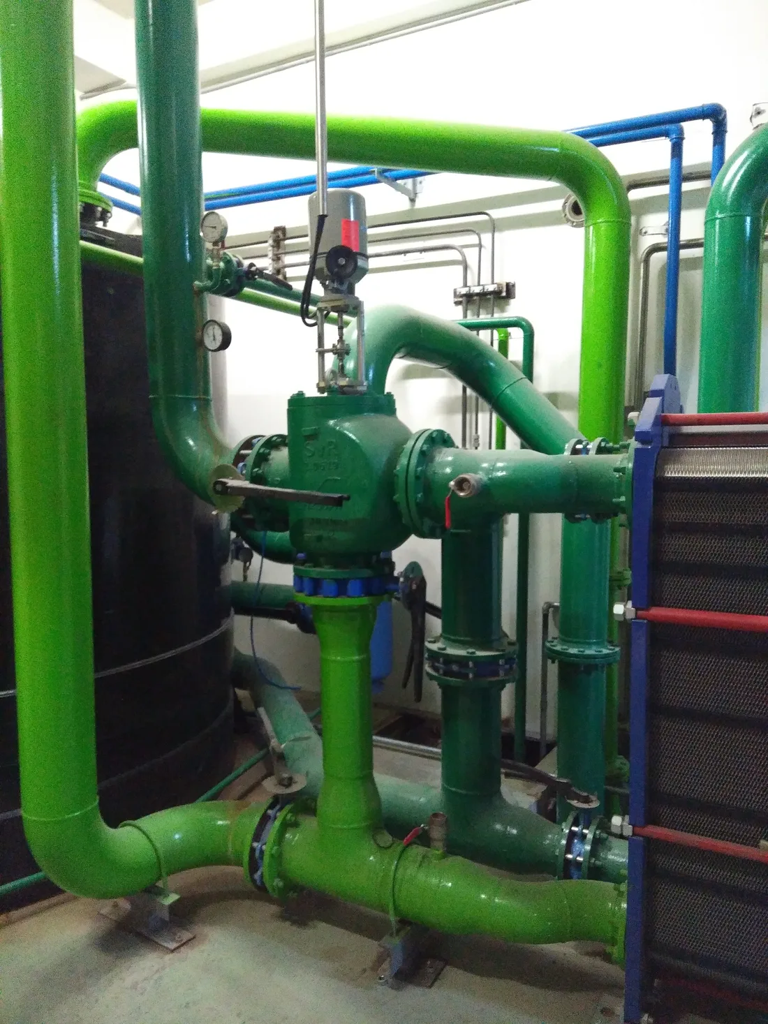 Process piping and plate heat exchanger